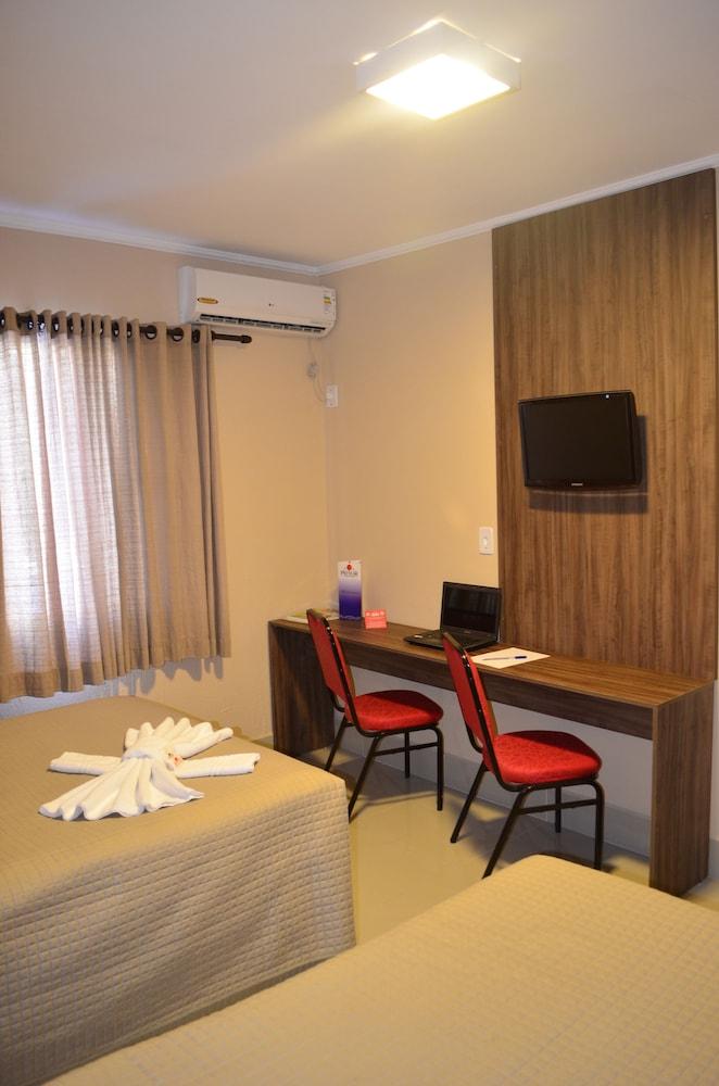 Primar Plaza Hotel Botucatu Exterior photo